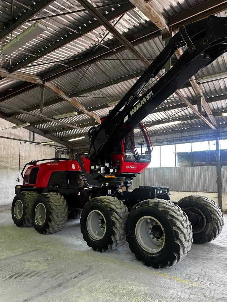 Komatsu 931 XC 원목 하베스터