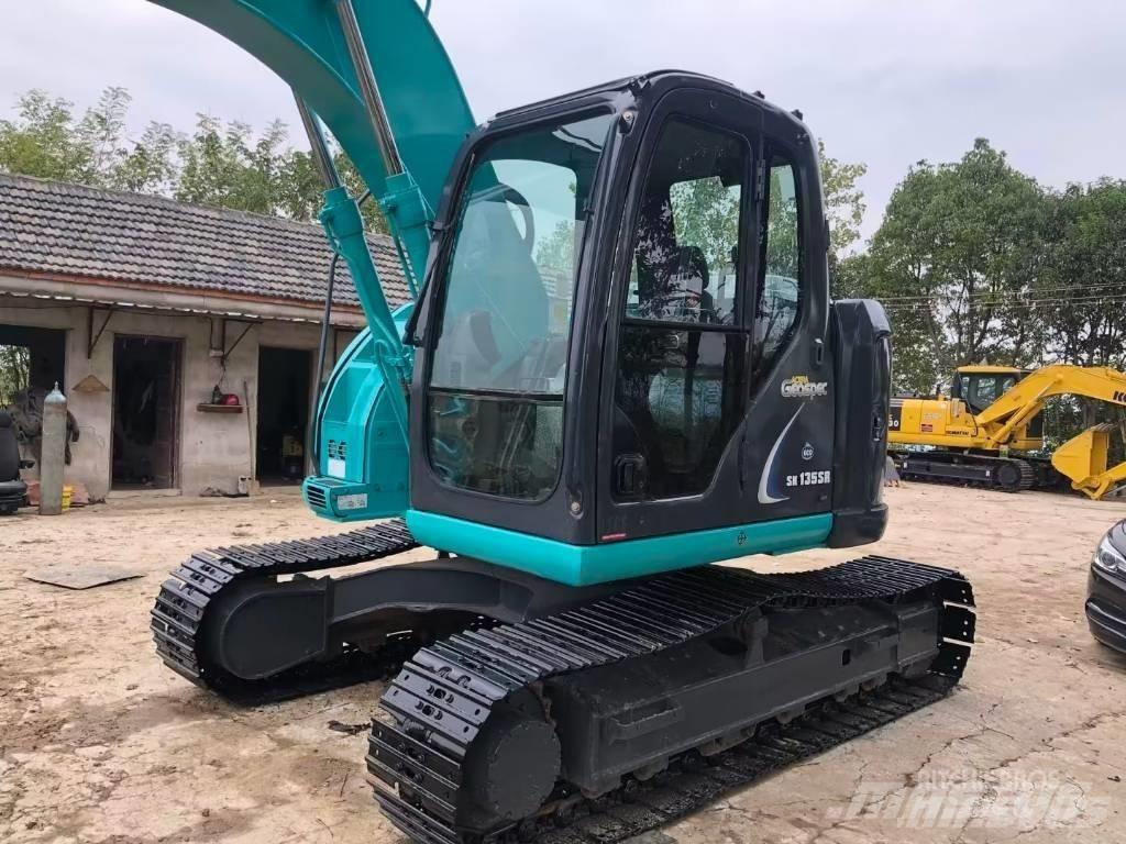 Kobelco SK 135 대형 굴삭기 29톤 이상