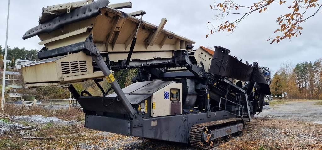 Metso ST 2.8 이동식 선별기