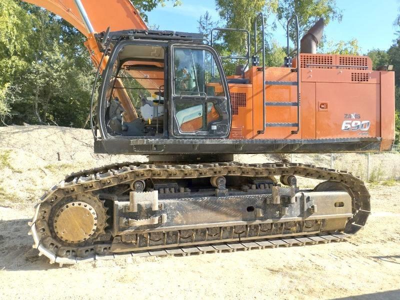 Hitachi ZX 690 LCH-7 대형 굴삭기 29톤 이상