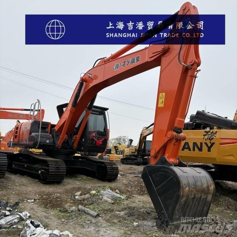 Hitachi ZX 210 대형 굴삭기 29톤 이상