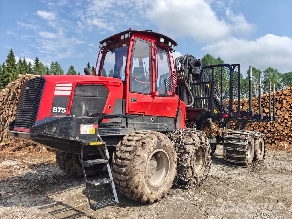 Komatsu 875 원목 포워더
