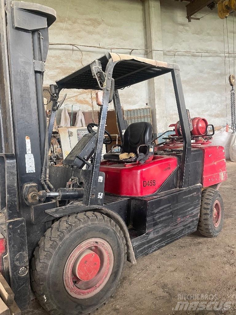 Doosan D 45 S-7 자재 장비 - 기타