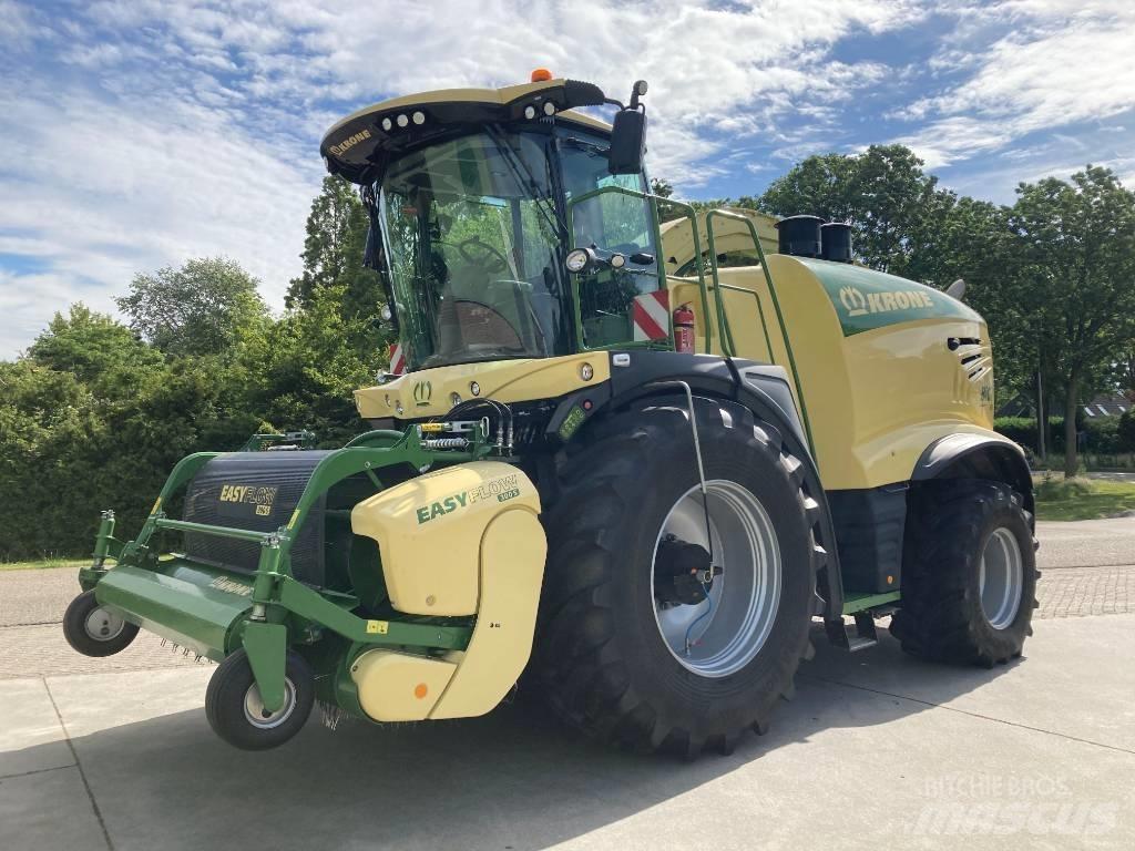 Krone BiG X 680 자동 초지기계