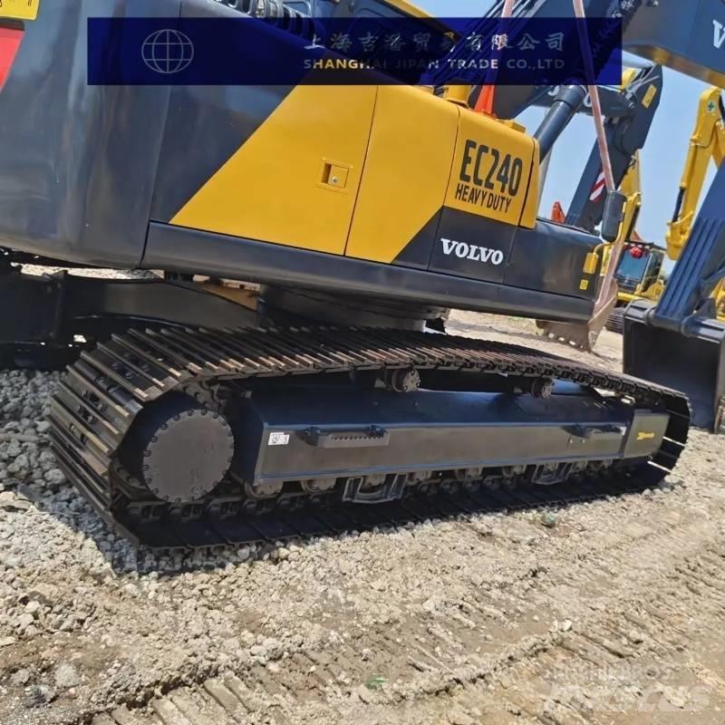 Volvo EC 240 대형 굴삭기 29톤 이상
