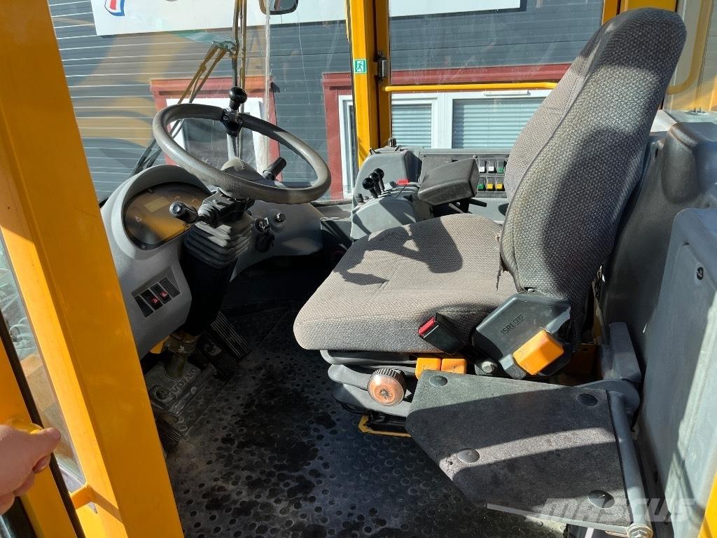 Volvo L70 E-04  휠로우더