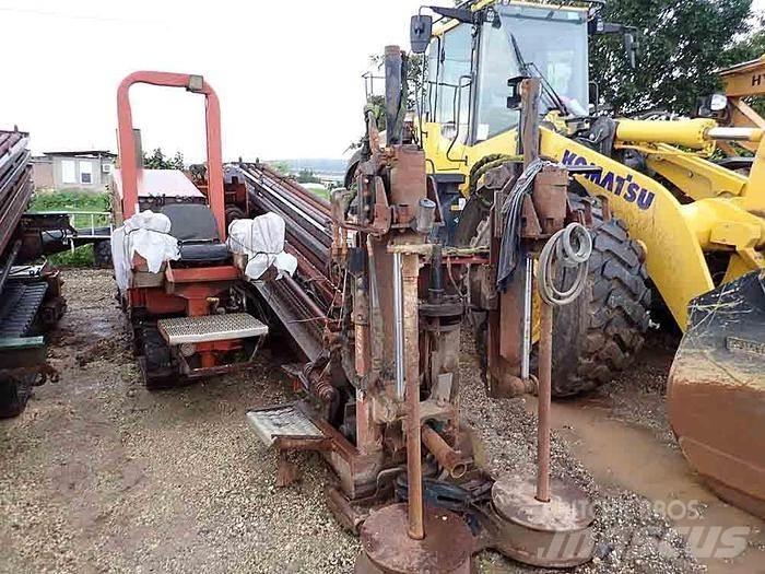 Ditch Witch JT4020 도로 굴착기