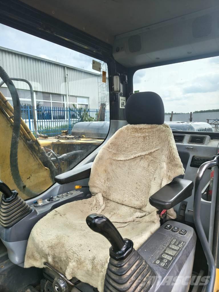 Komatsu PC 160 LC-7K 대형 굴삭기 29톤 이상