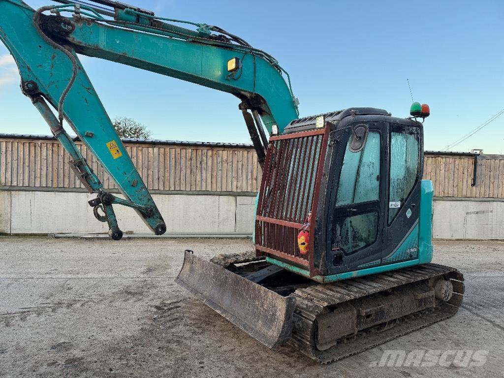 Kobelco SK 75 SR 중형굴삭기 7톤-28톤