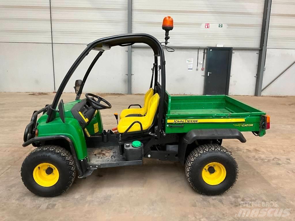 John Deere Gator 다목적 장비