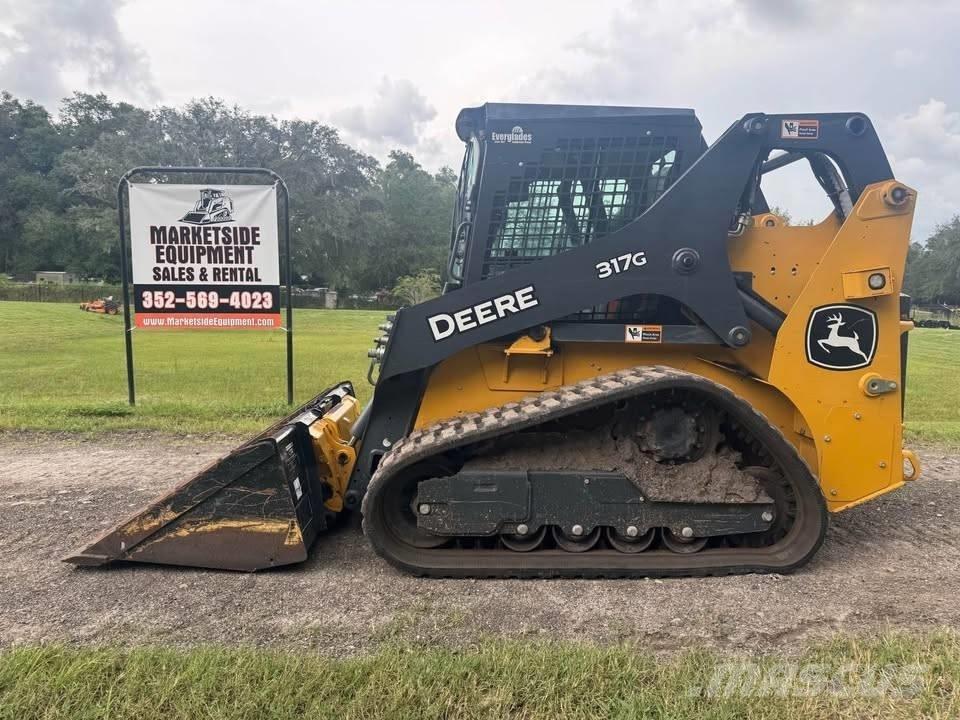 John Deere 317  스키드로더
