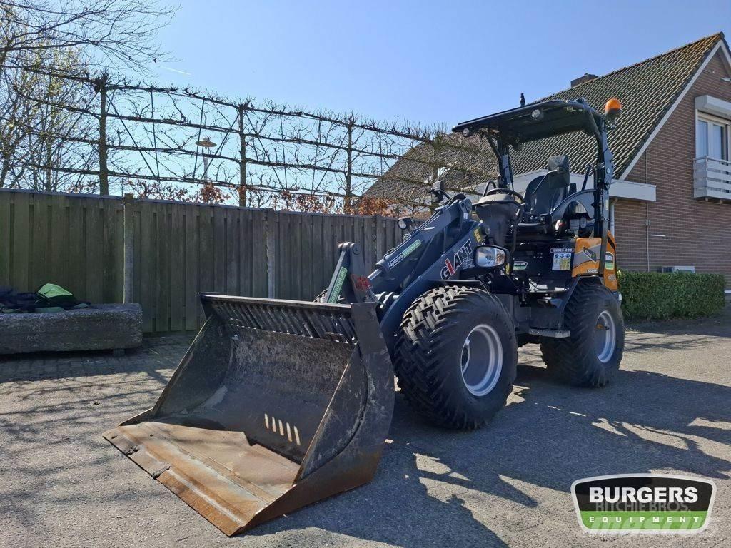 GiANT G2500 미니 로더