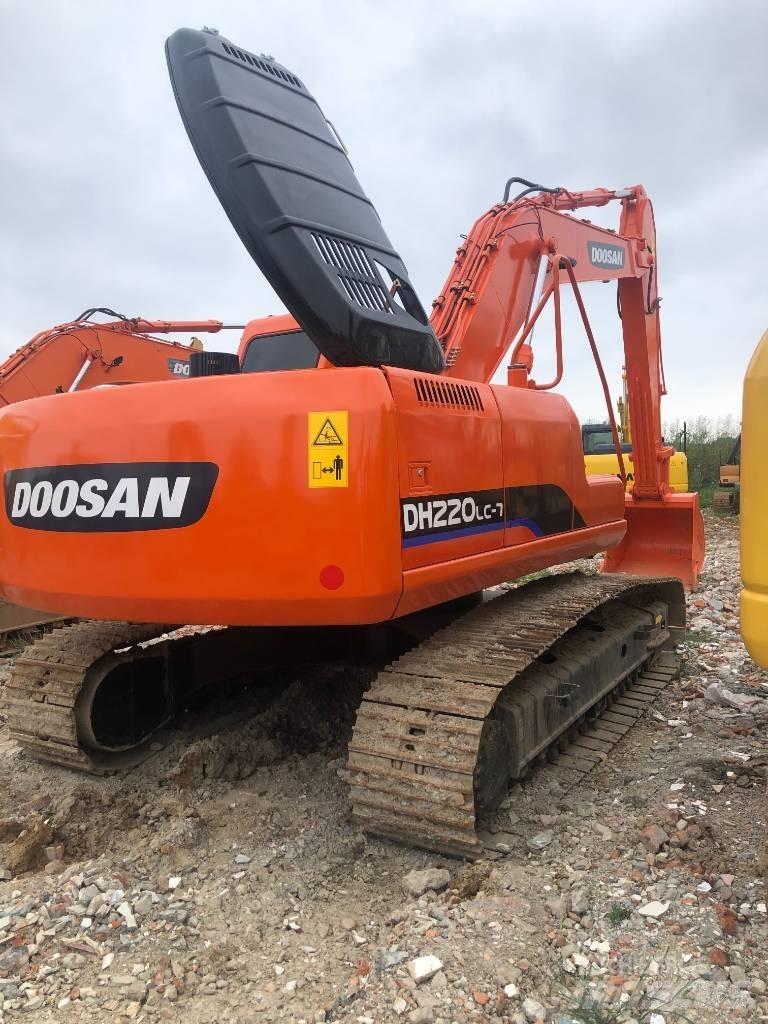Doosan DH 220 LC-7 대형 굴삭기 29톤 이상