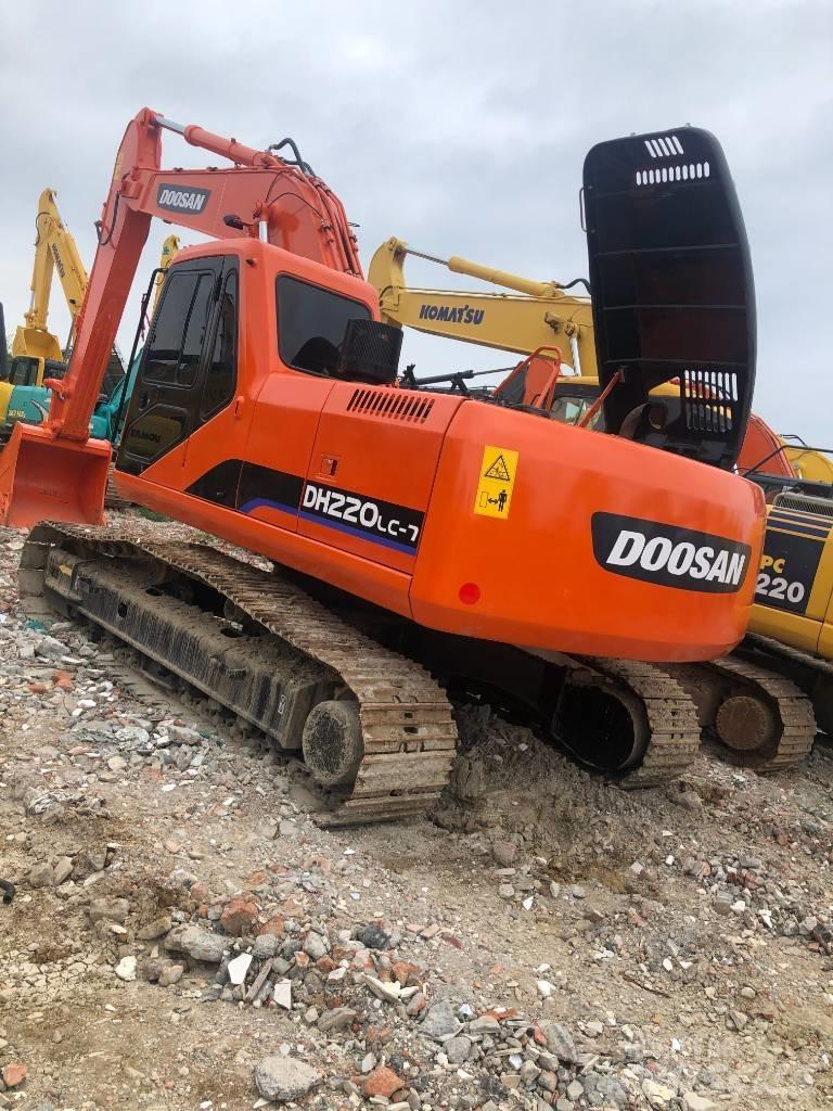 Doosan DH 220 LC-7 대형 굴삭기 29톤 이상