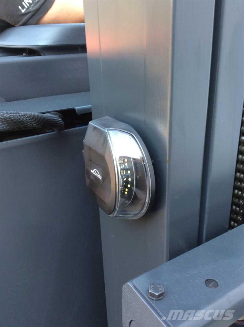 Linde R14 리치 트럭