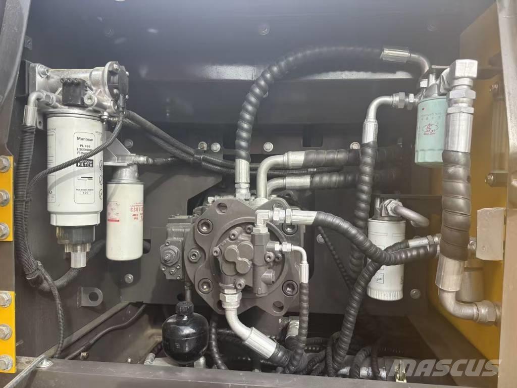 Volvo EC 240 대형 굴삭기 29톤 이상