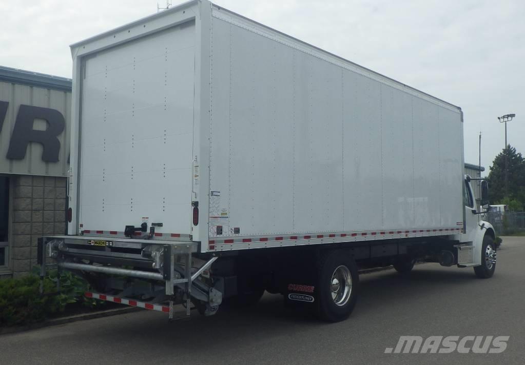 Freightliner M2 106 탑차 트럭