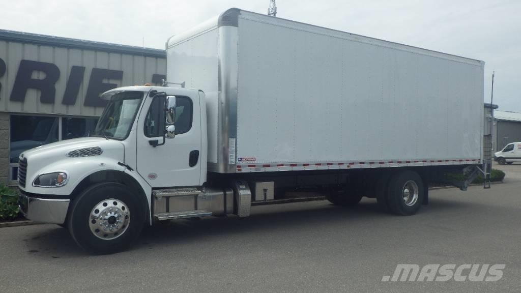 Freightliner M2 106 탑차 트럭