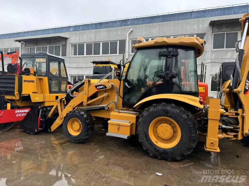 CAT 420 F 백호로더