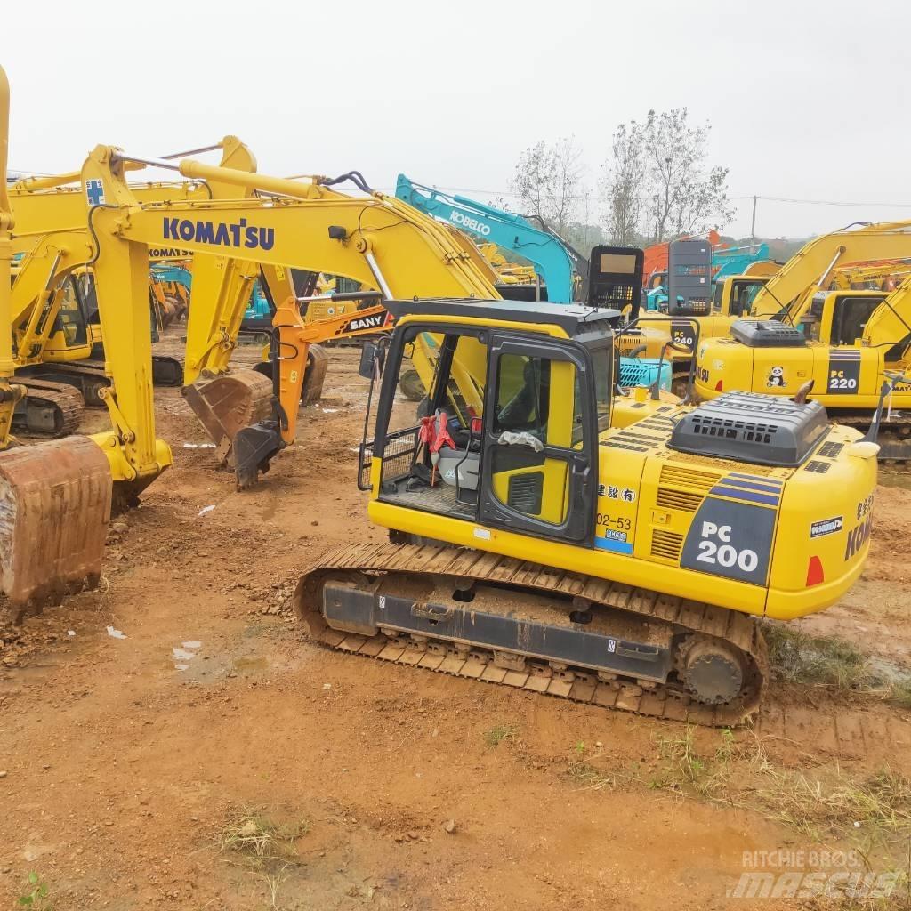 Komatsu PC200-8 대형 굴삭기 29톤 이상