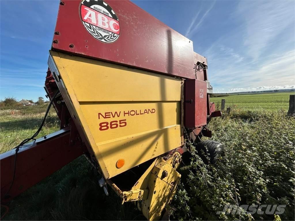 New Holland 865 원형 곤포기