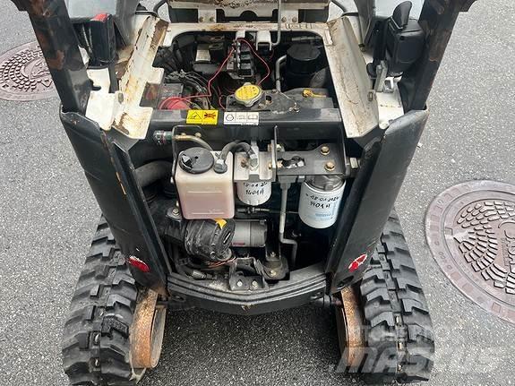 Bobcat E10 소형 굴삭기 7톤 미만