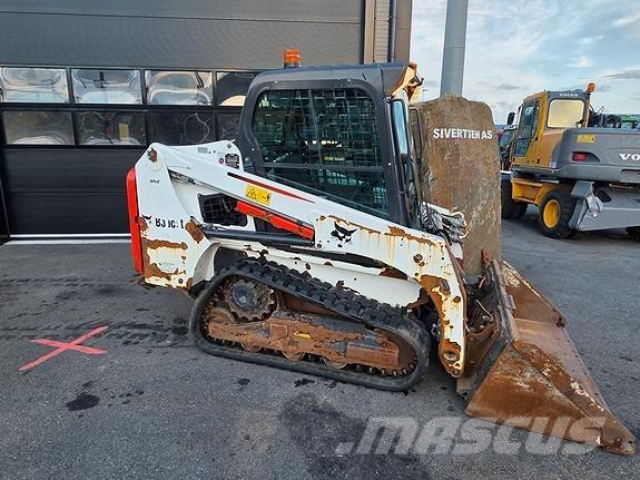 Bobcat T450  스키드로더