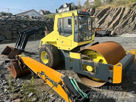 Bomag BW211 D-3 아스팔트 포장장비