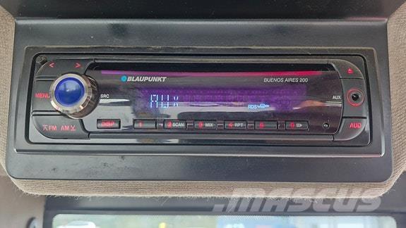 Case IH JXU 95 트랙터