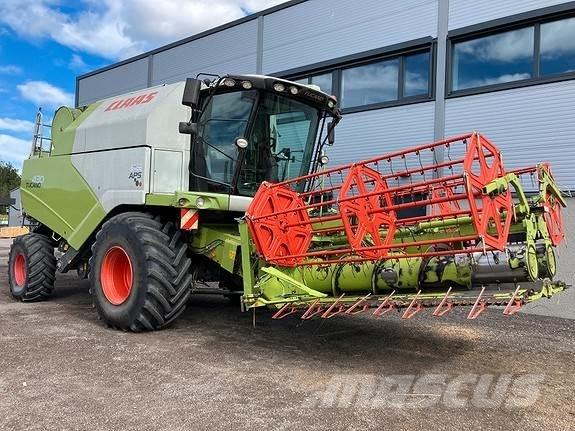 CLAAS Tucano 430 콤바인 수확기