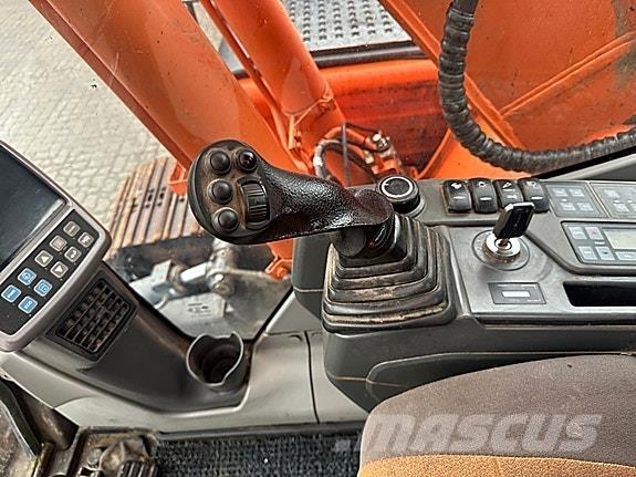 Doosan DX140LC 대형 굴삭기 29톤 이상