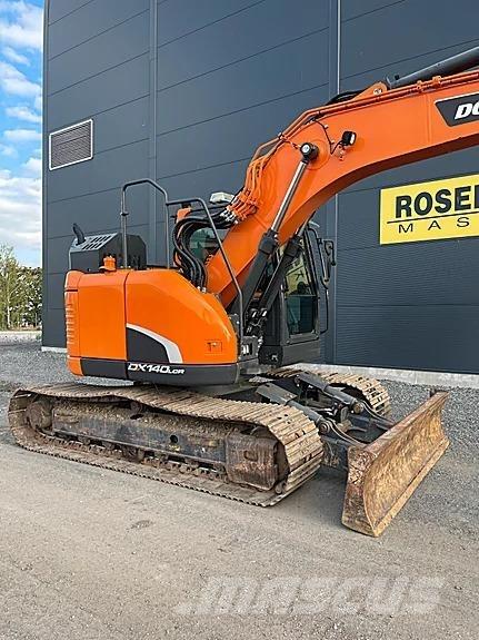 Doosan DX140LCR-5 대형 굴삭기 29톤 이상