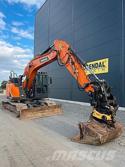 Doosan DX140LCR-5 대형 굴삭기 29톤 이상