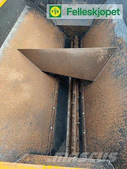 Epoke SKE20 모래(염화칼슘) 살포기