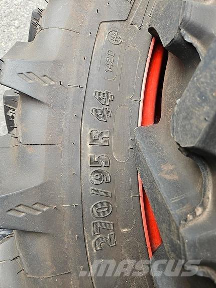Fendt 200 트랙터