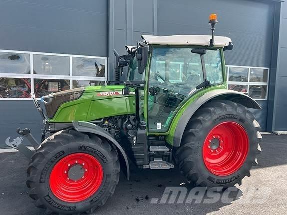 Fendt 211 Profi+ 트랙터