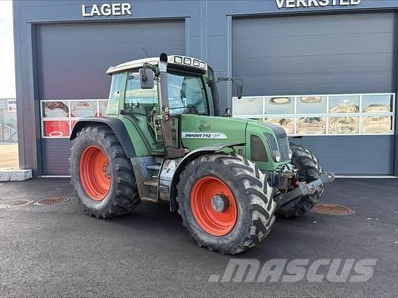 Fendt 712 Favorit 트랙터