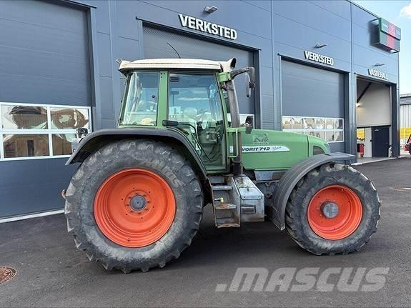 Fendt 712 Favorit 트랙터