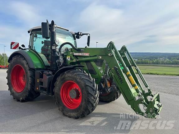Fendt 724 VARIO 트랙터