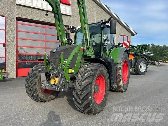 Fendt 724 VARIO 트랙터