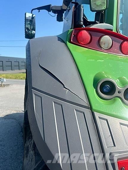 Fendt 724 VARIO 트랙터