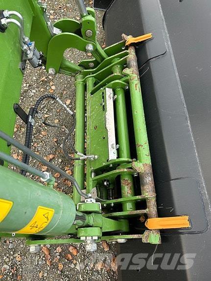 Fendt 724 VARIO 트랙터