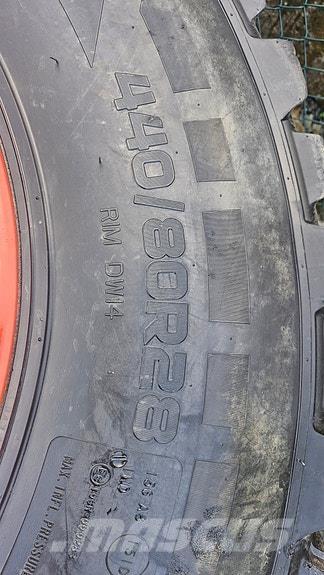 Fendt 724 Vario 트랙터