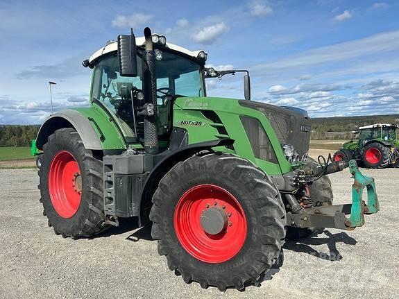 Fendt 828 Vario 트랙터