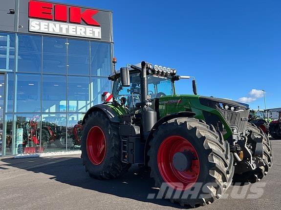 Fendt 942 Gen7 트랙터