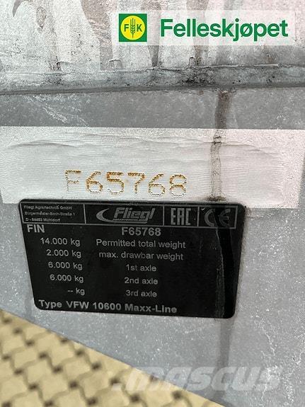 Fliegl VFW 10600 미네랄 살포기