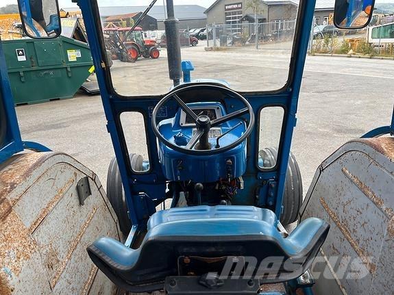 Ford 4600 트랙터