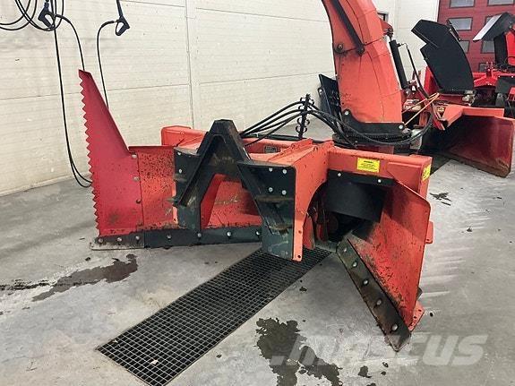 Globus GS 235 제설기