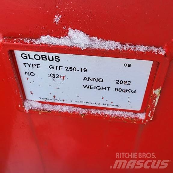 Globus GTF250 제설기