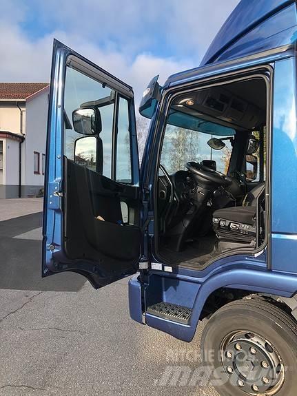 Iveco 120ELG 탑차 트럭